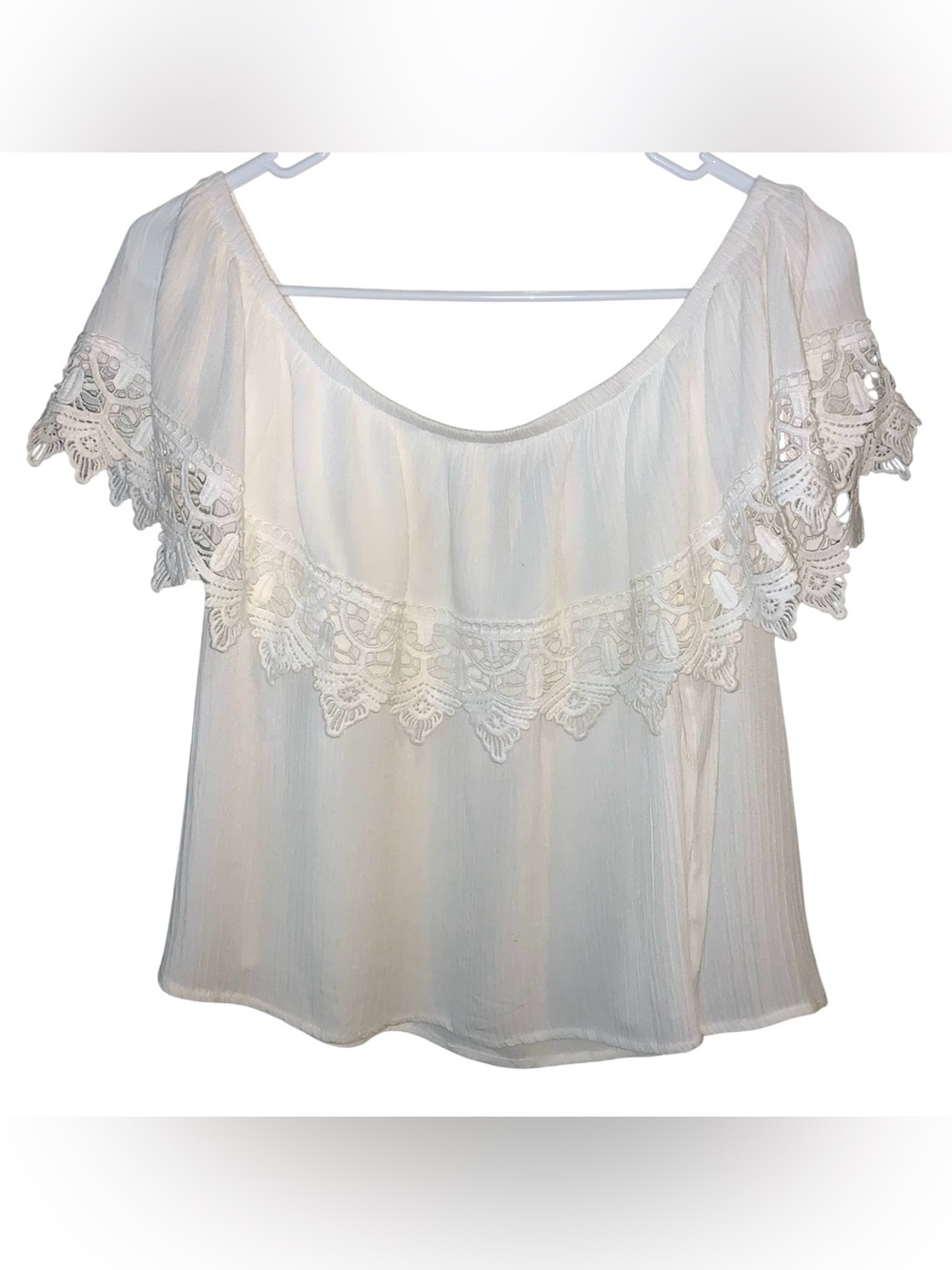 Ambiance White Off-the-Shoulder Lace-Trim Crop Top